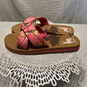Pink Camouflage Sandals. Size 7-8 Brand New.